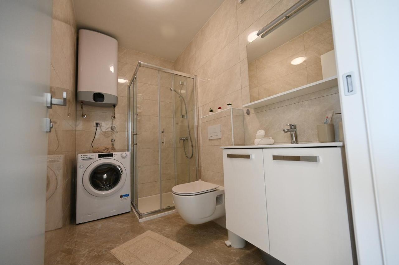 Apartment Lovre *